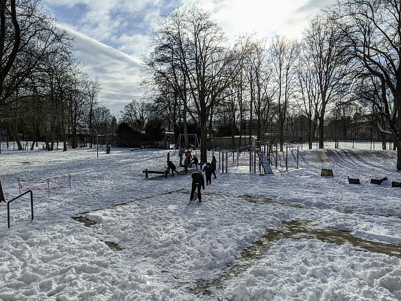 Grundschule an der Parsevalstra&szlig;e